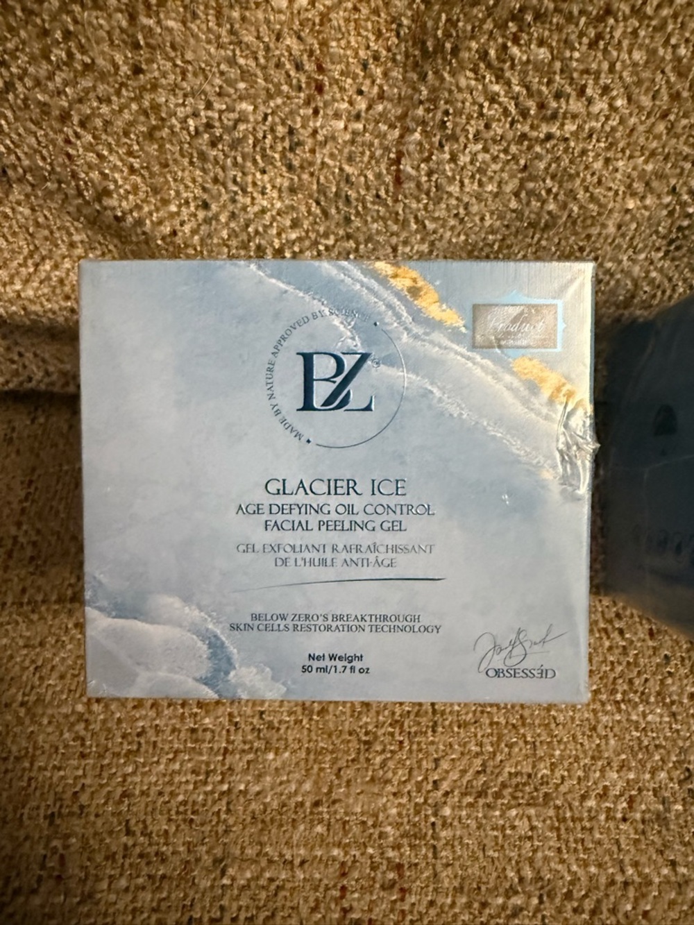 Glacier Ice Age-Defying Oil Control Facial Peeling Gel